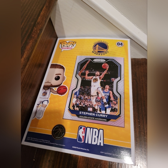 Funko Pop! Trading Cards - NBA - Prizm - Golden State Warriors - Steph Curry #04 - Picture 3 of 4